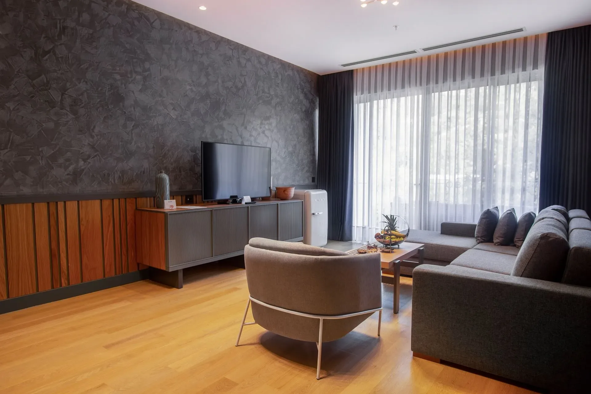 Executive Suite